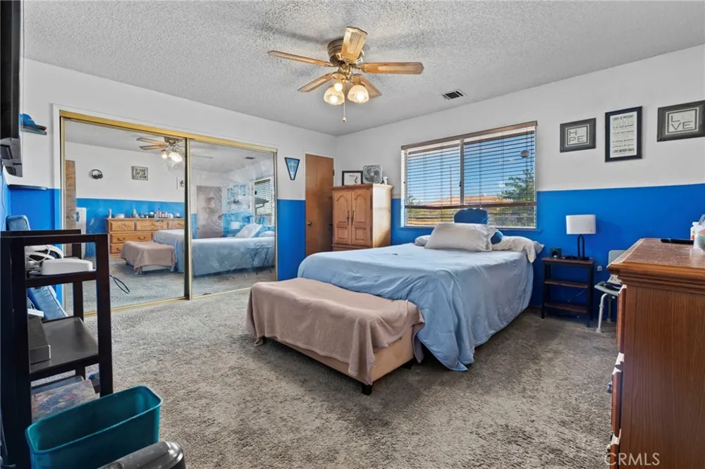 20971 Thunderbird Road Apple Valley, CA 92307