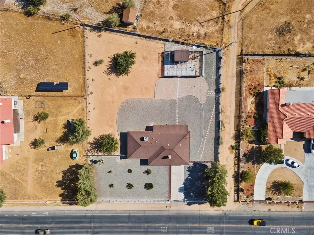 20971 Thunderbird Road Apple Valley, CA 92307