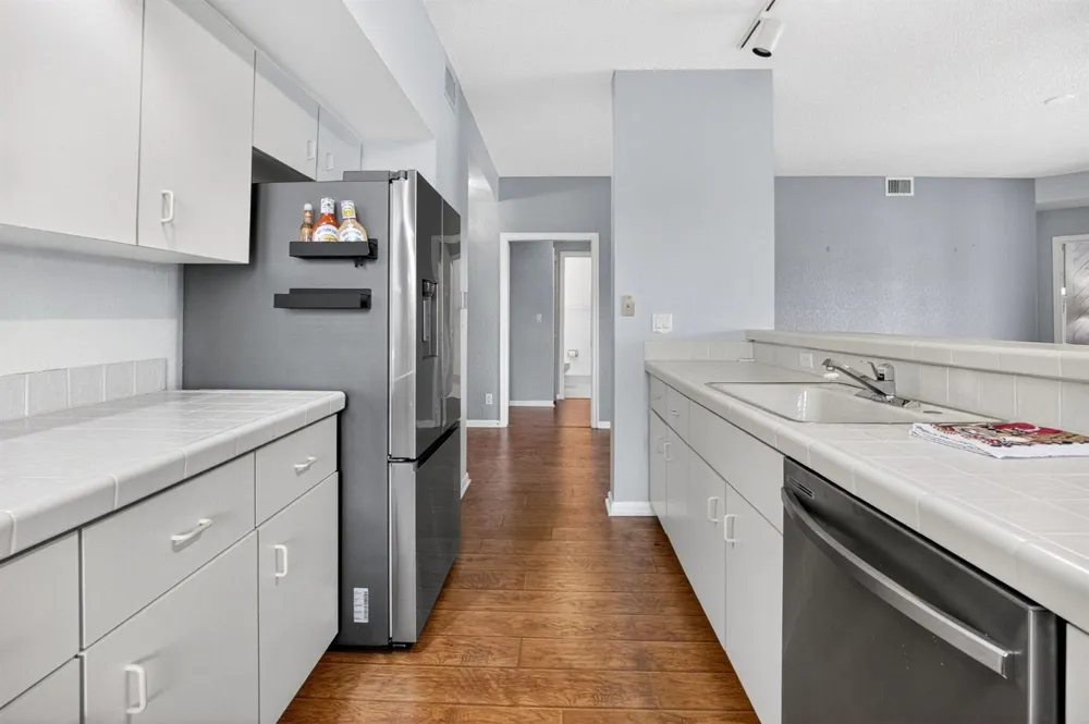 8073 Aberdeen Drive #102 Boynton Beach, FL 33472