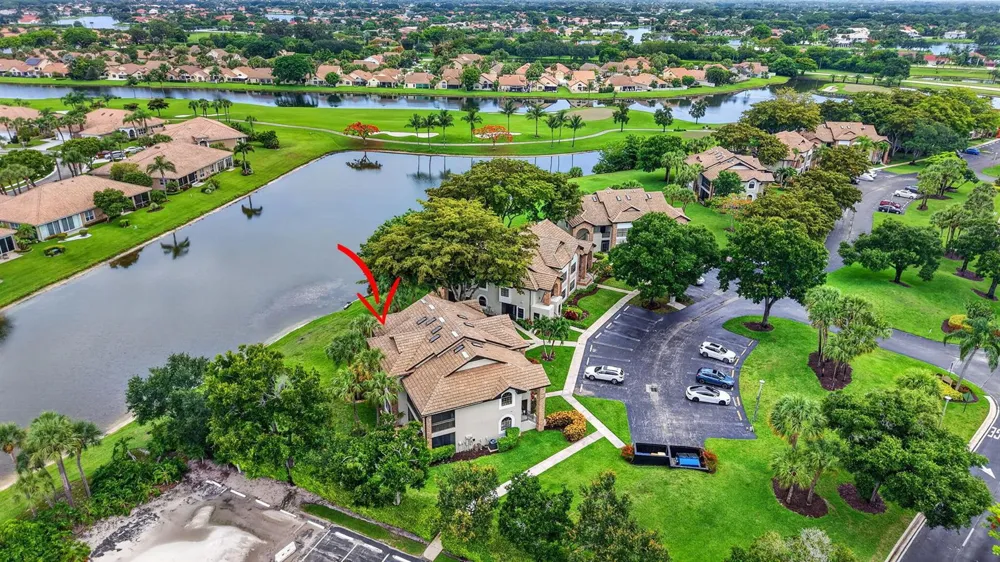8073 Aberdeen Drive #102 Boynton Beach, FL 33472