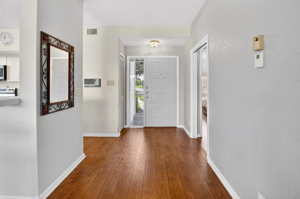 8073 Aberdeen Drive #102 Boynton Beach, FL 33472