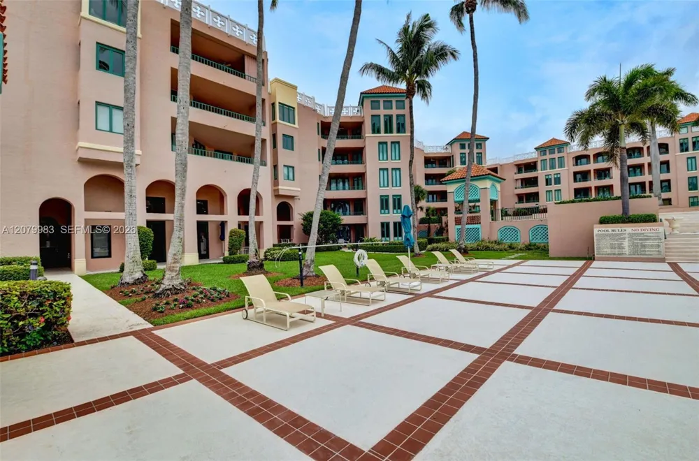 120 SE 5th Ave #PH20 Boca Raton, FL 33432