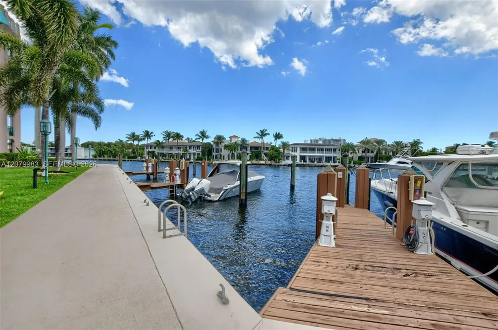 120 SE 5th Ave #PH20 Boca Raton, FL 33432