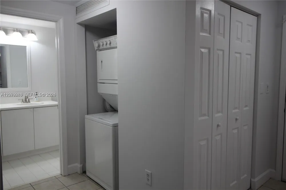 50 Menores Ave #611 Coral Gables, FL 33134