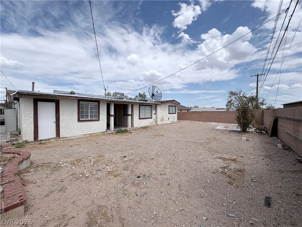 6329 Brittany Way Las Vegas, NV 89107