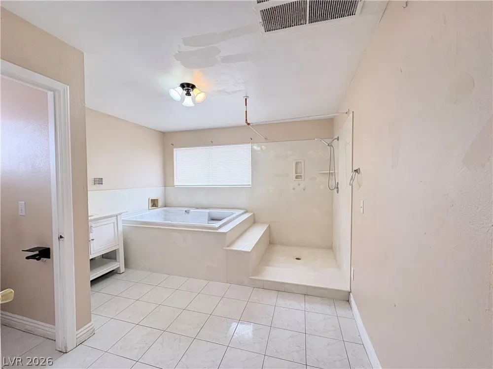 6329 Brittany Way Las Vegas, NV 89107