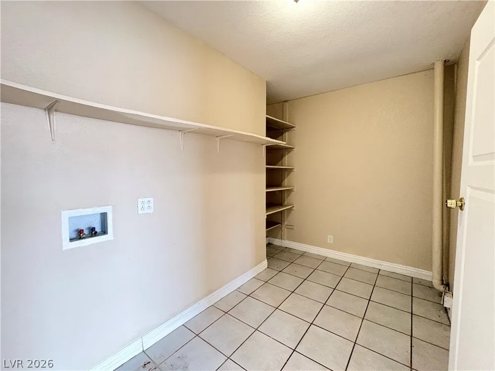 6329 Brittany Way Las Vegas, NV 89107