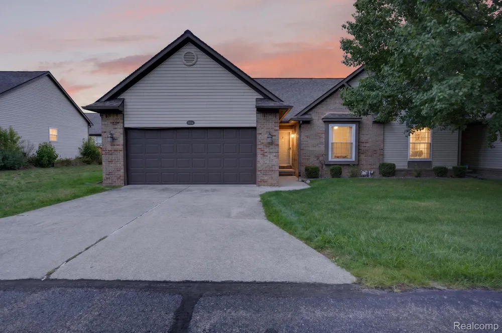 5034 Sandalwood Drive Grand Blanc Charter Township, MI 48439