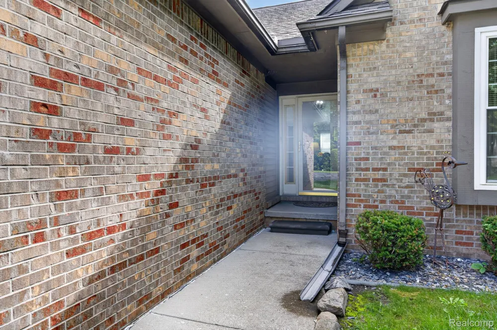 5034 Sandalwood Drive Grand Blanc Charter Township, MI 48439