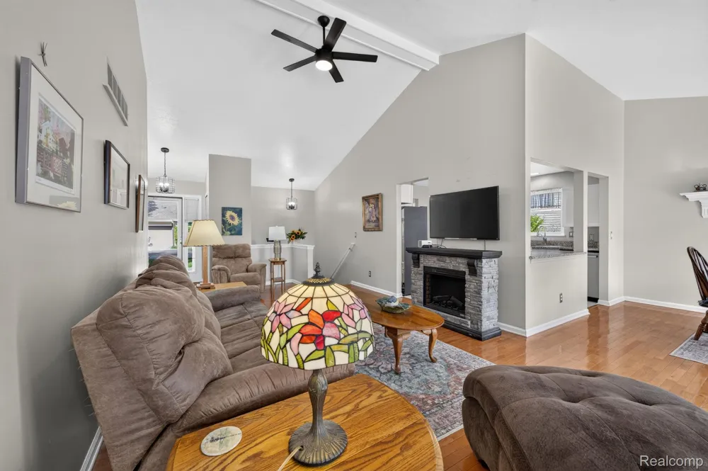 5034 Sandalwood Drive Grand Blanc Charter Township, MI 48439