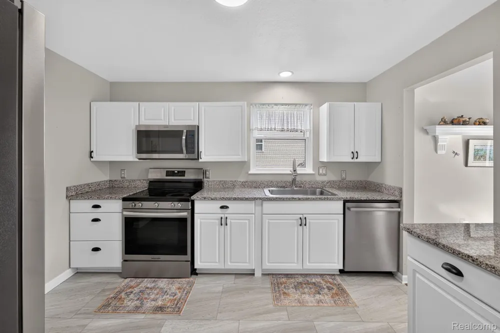 5034 Sandalwood Drive Grand Blanc Charter Township, MI 48439
