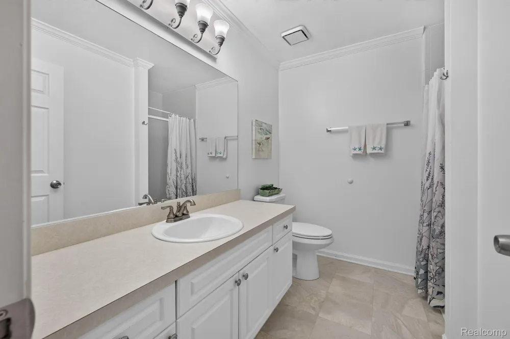 5034 Sandalwood Drive Grand Blanc Charter Township, MI 48439