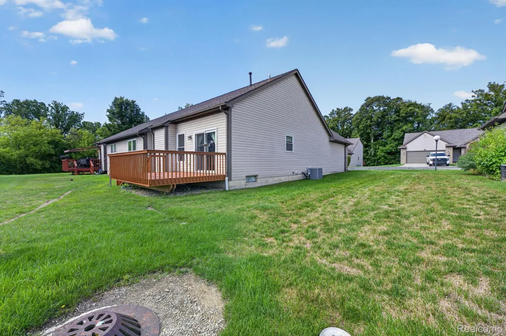 5034 Sandalwood Drive Grand Blanc Charter Township, MI 48439