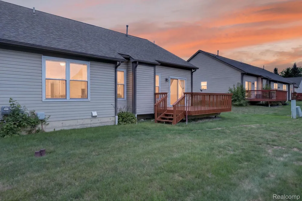 5034 Sandalwood Drive Grand Blanc Charter Township, MI 48439
