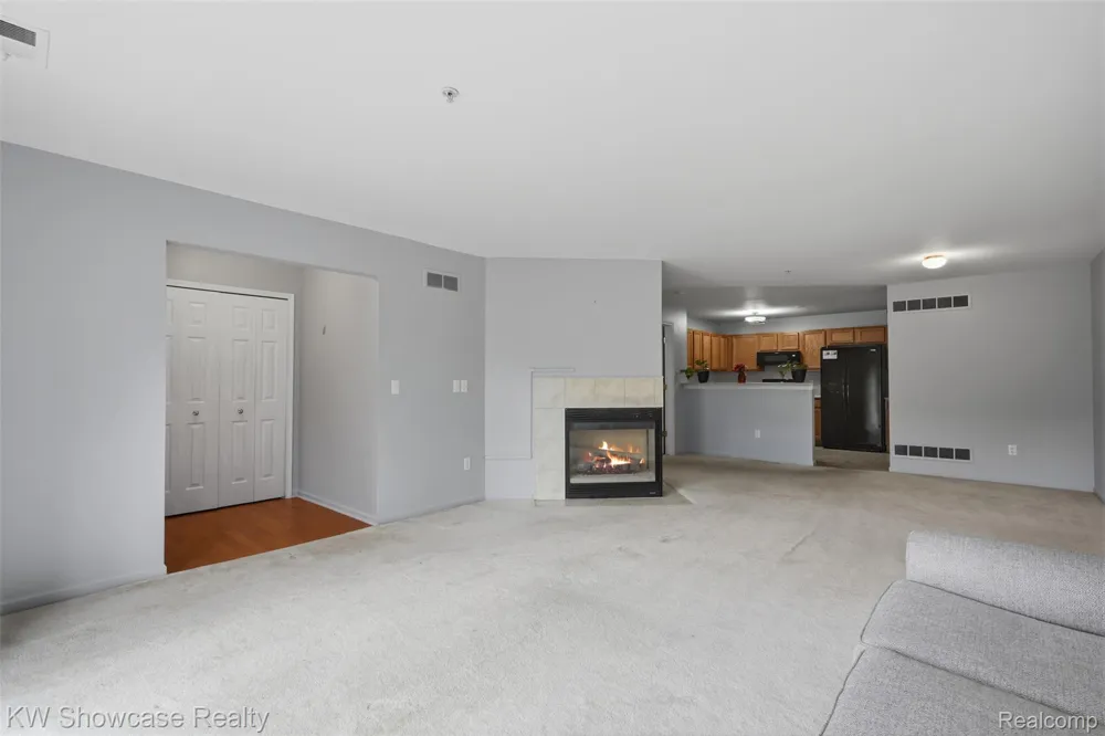 340 Brookfield Drive Westland City, MI 48185