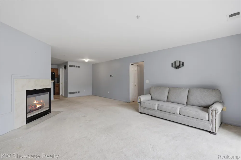 340 Brookfield Drive Westland City, MI 48185