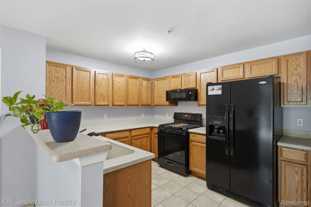 340 Brookfield Drive Westland City, MI 48185