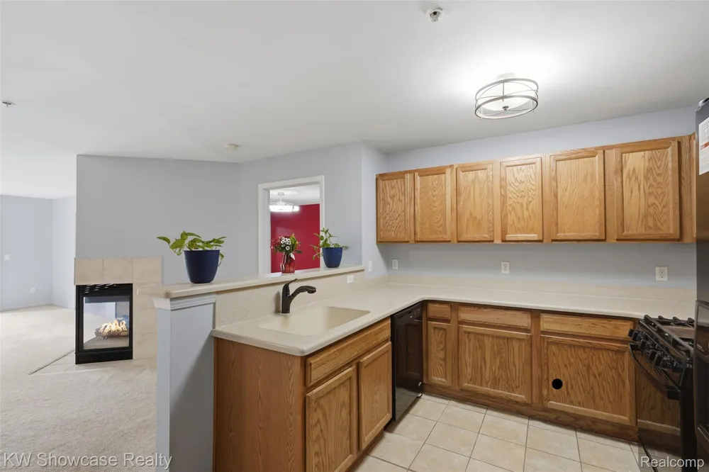340 Brookfield Drive Westland City, MI 48185