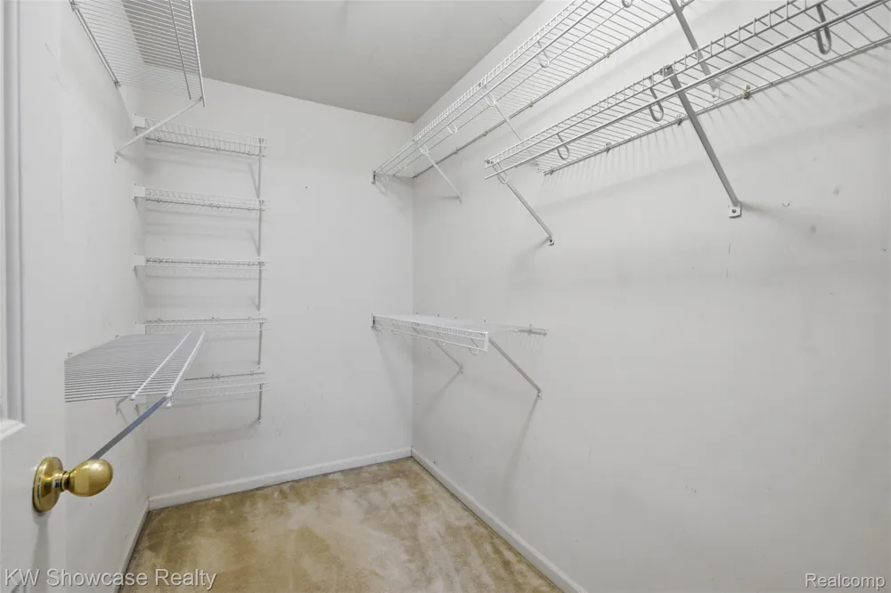 340 Brookfield Drive Westland City, MI 48185