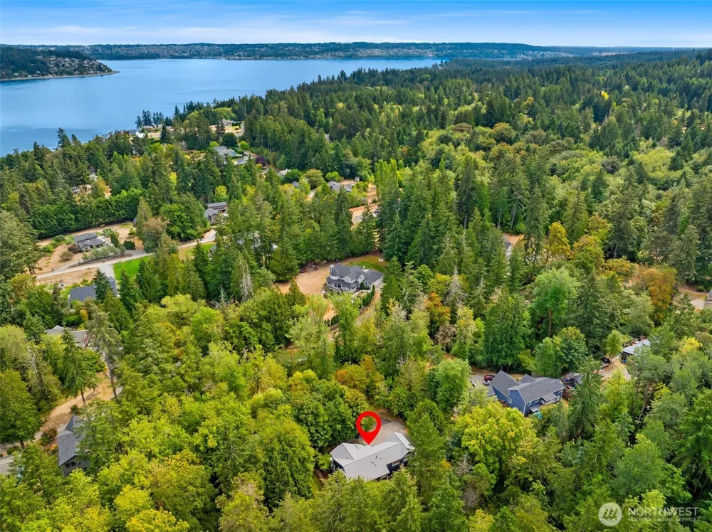 640 8th Avenue Fox Island, WA 98333