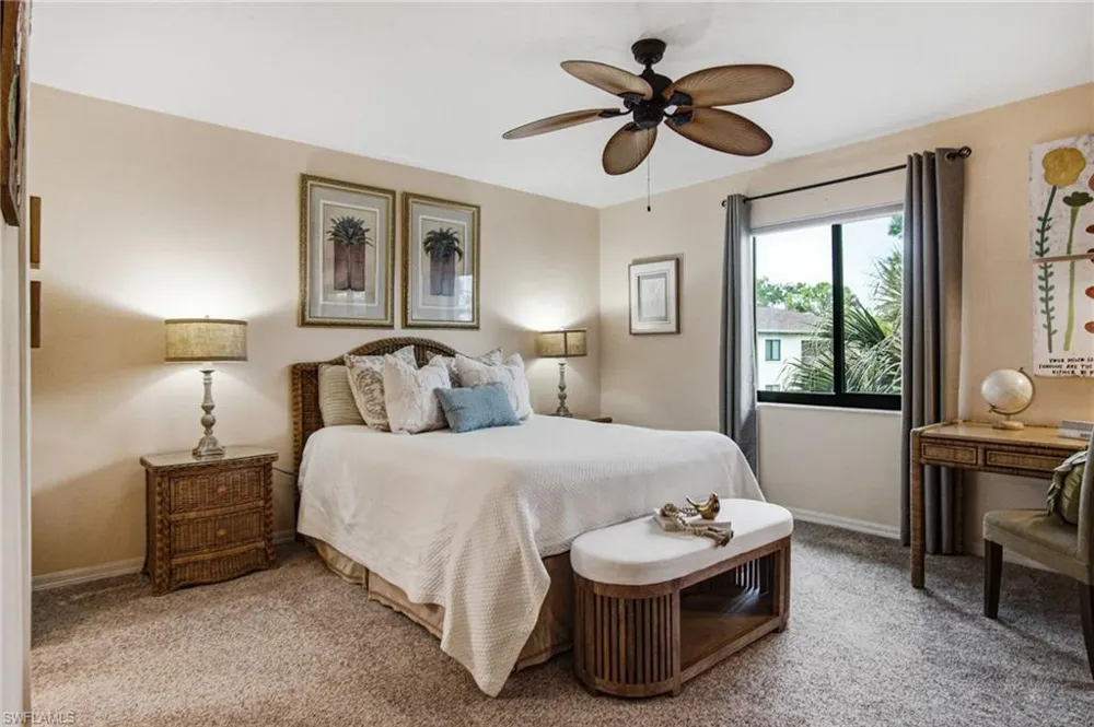 221 Fox Glen Drive #2302 Naples, FL 34104