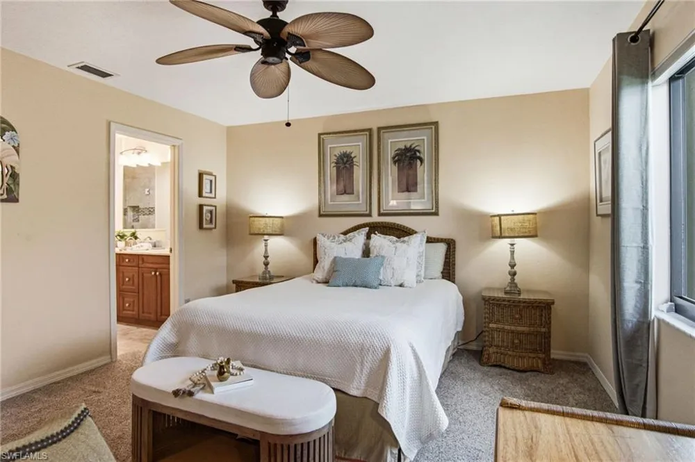 221 Fox Glen Drive #2302 Naples, FL 34104