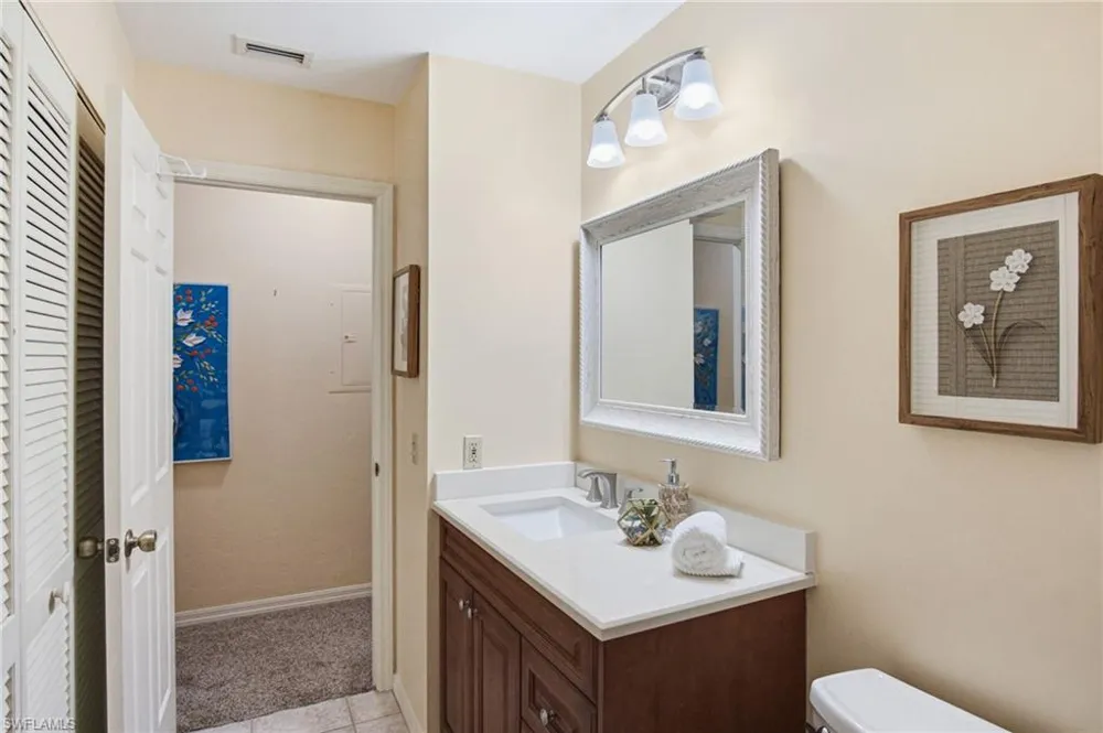 221 Fox Glen Drive #2302 Naples, FL 34104