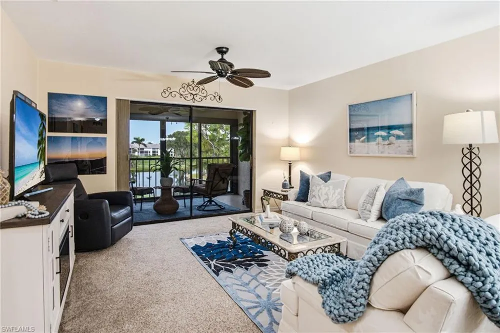 221 Fox Glen Drive #2302 Naples, FL 34104