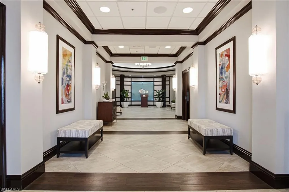 221 Fox Glen Drive #2302 Naples, FL 34104