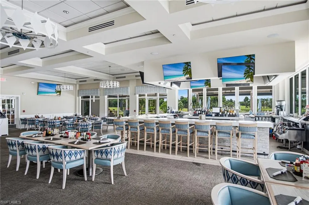 221 Fox Glen Drive #2302 Naples, FL 34104