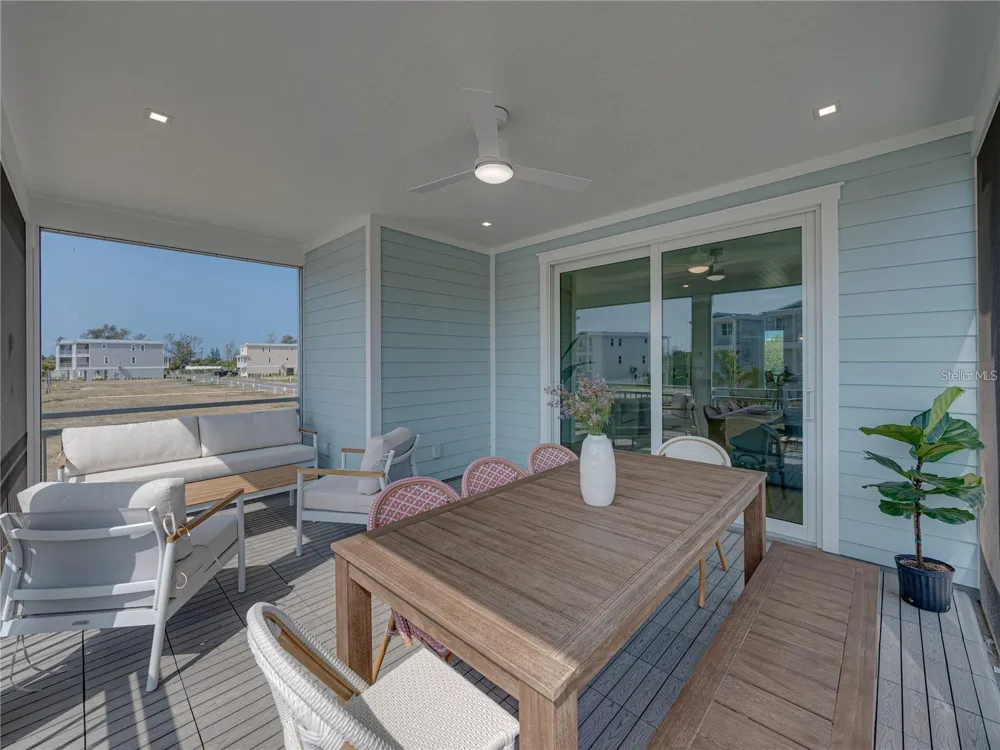 111 4TH STREET S Bradenton Beach, FL 34217