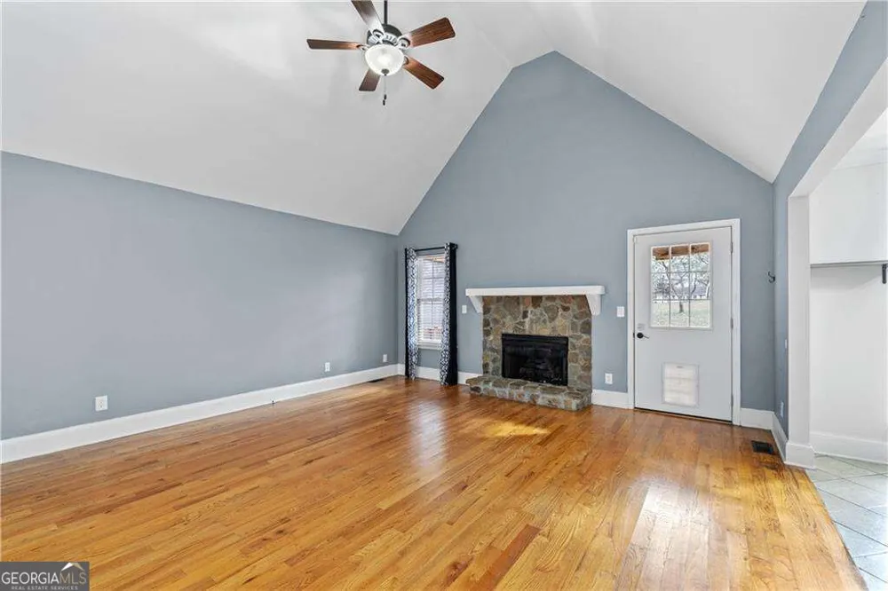 22 Valley Creek DR SW Cartersville, GA 30120