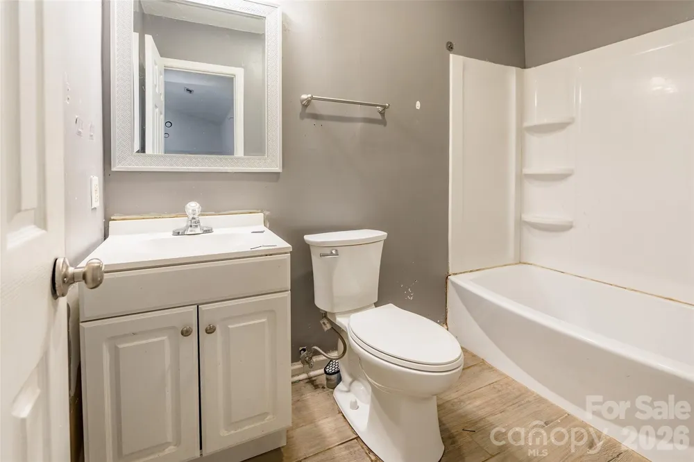 3552 Braewick Place Charlotte, NC 28227