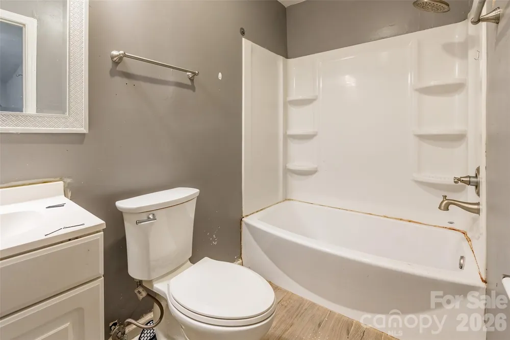 3552 Braewick Place Charlotte, NC 28227