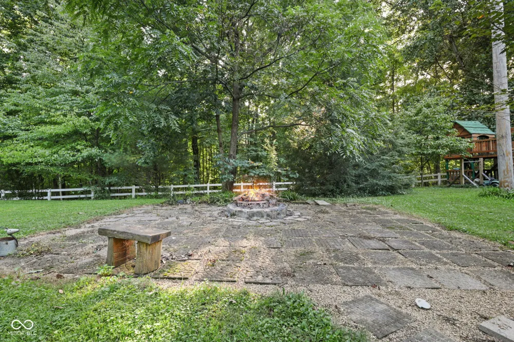 3202 E County Road 800 Bainbridge, IN 46105