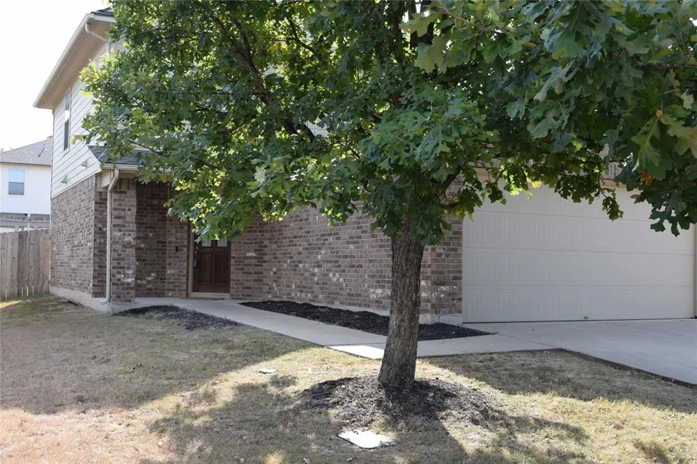 375 Housefinch Loop Leander, TX 78641