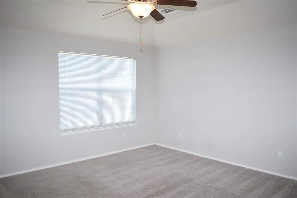 375 Housefinch Loop Leander, TX 78641