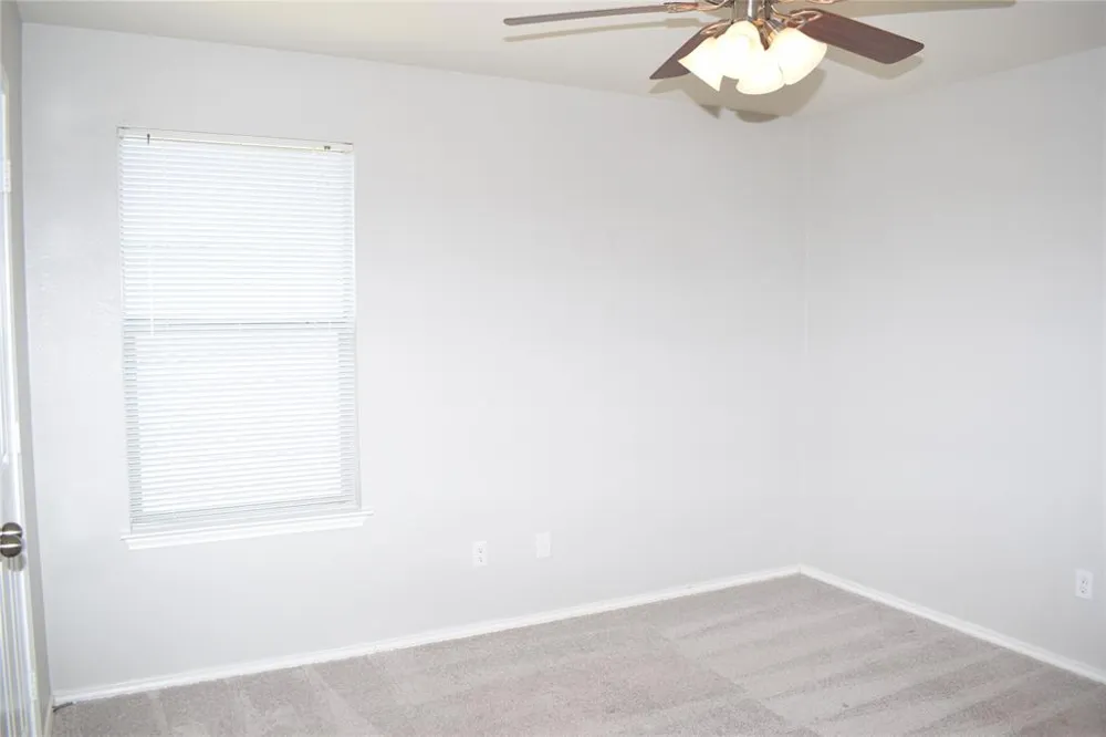 375 Housefinch Loop Leander, TX 78641