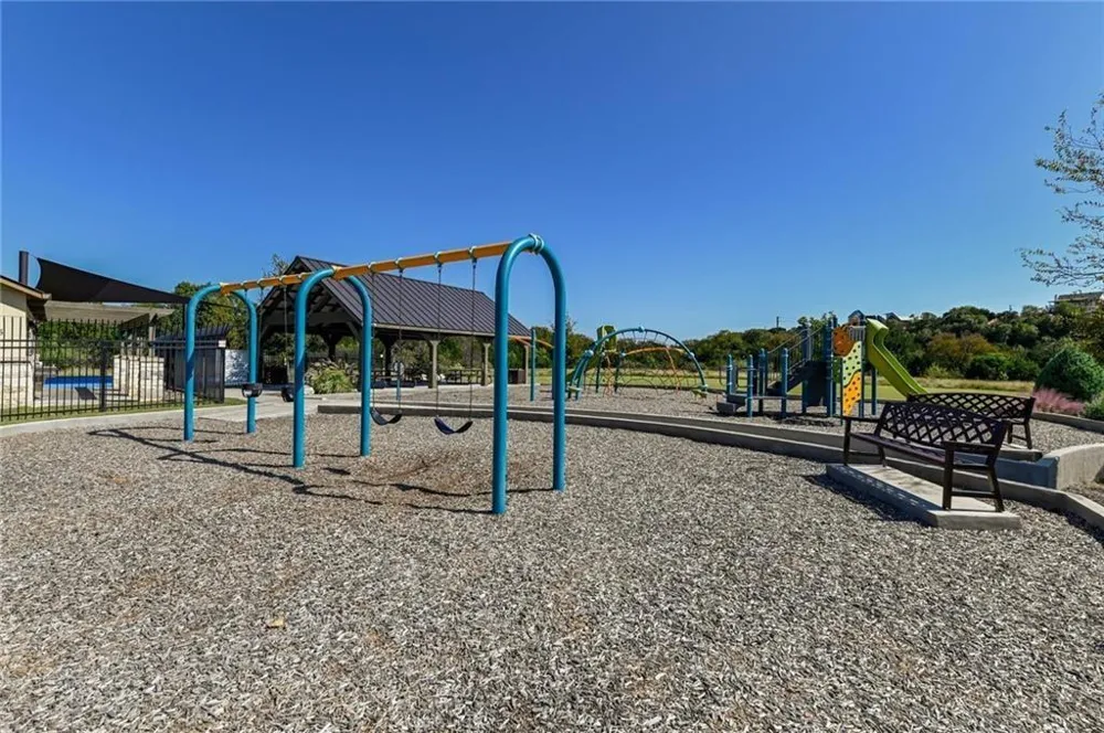375 Housefinch Loop Leander, TX 78641