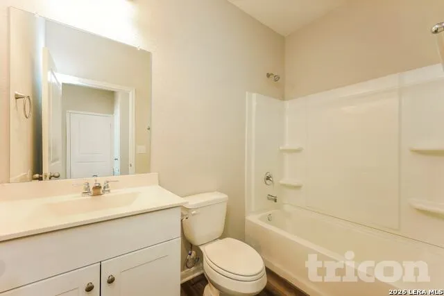 7439 BOA HOLW San Antonio, TX 78253