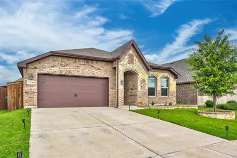 3205 Buckskin Trail
