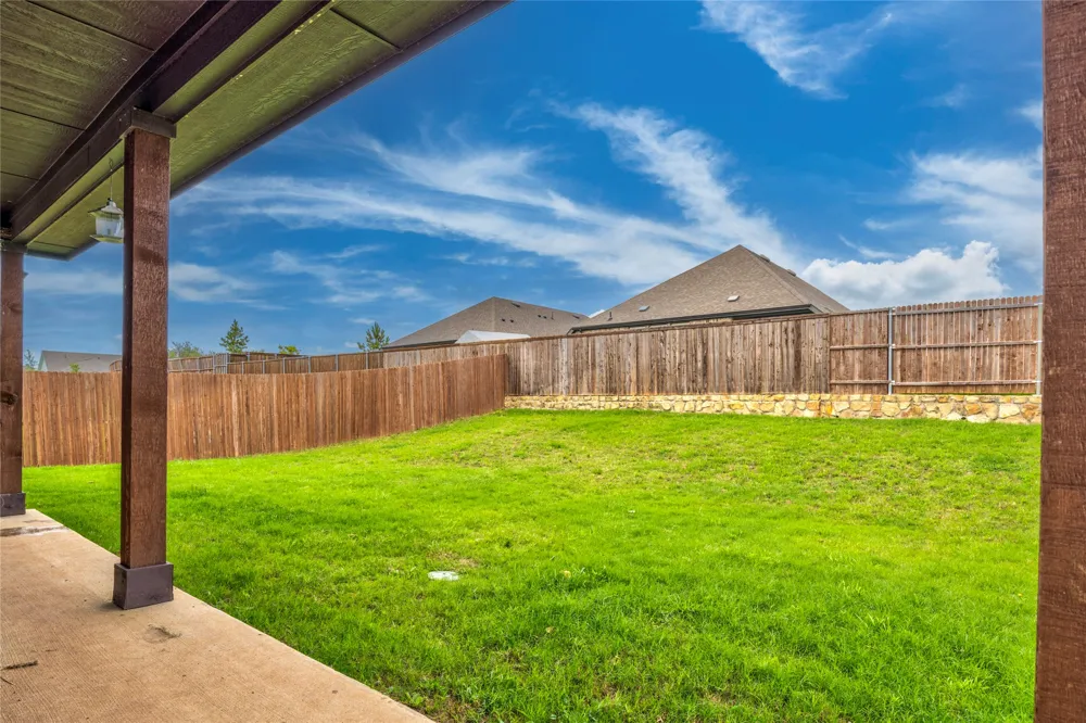 3205 Buckskin Trail Aubrey, TX 76227