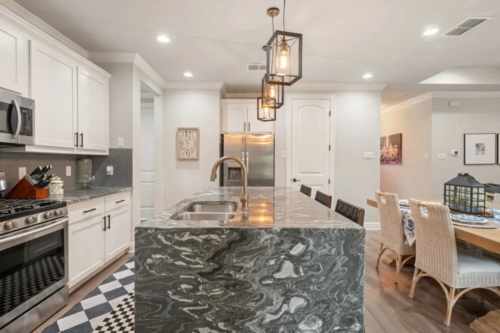407 W Light Street Waxahachie, TX 75165
