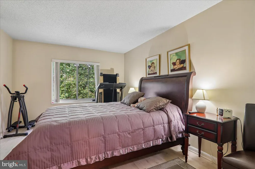 14809 PENNFIELD CIRCLE #405 Silver Spring, MD 20906
