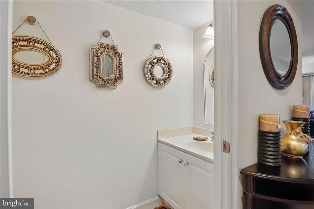 14809 PENNFIELD CIRCLE #405 Silver Spring, MD 20906