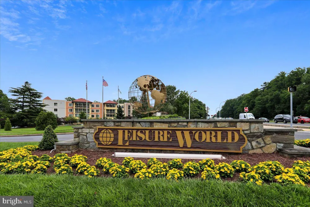 14809 PENNFIELD CIRCLE #405 Silver Spring, MD 20906