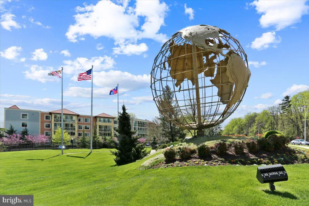 14809 PENNFIELD CIRCLE #405 Silver Spring, MD 20906