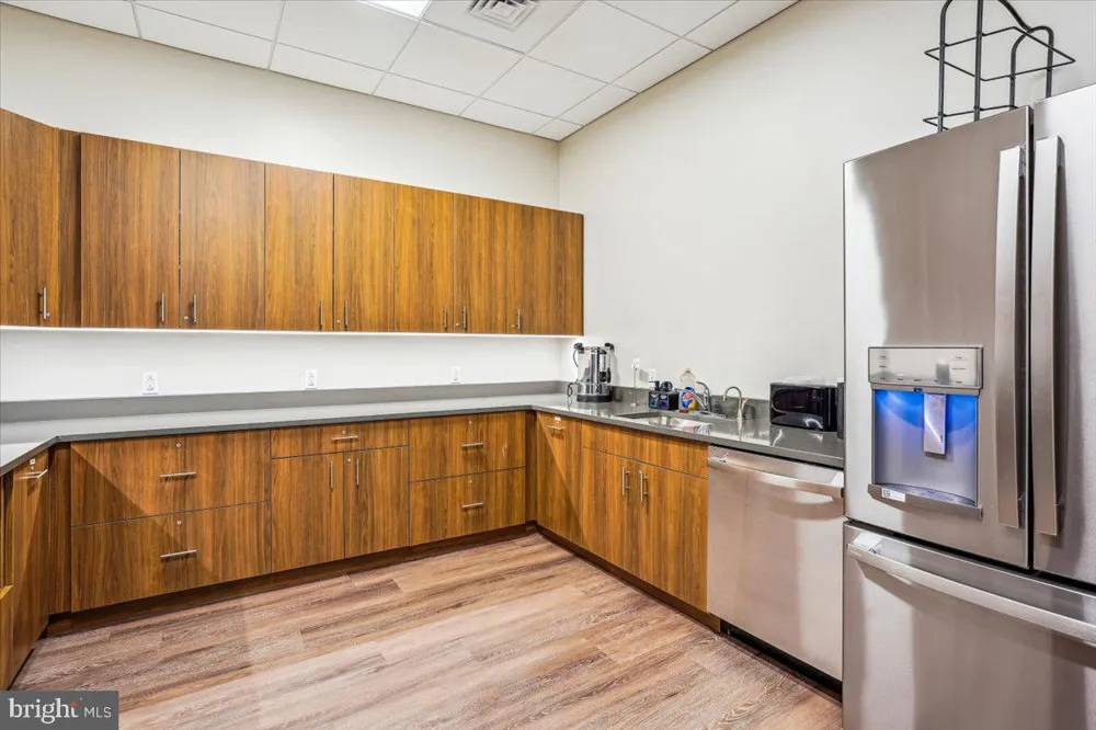 14809 PENNFIELD CIRCLE #405 Silver Spring, MD 20906