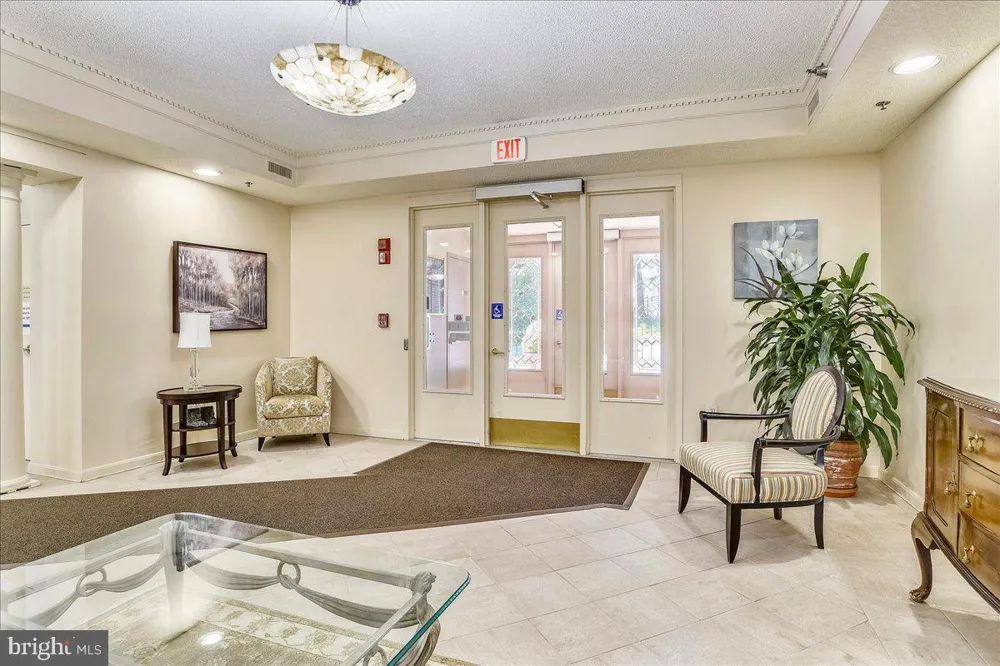 14809 PENNFIELD CIRCLE #405 Silver Spring, MD 20906