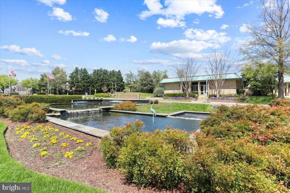 14809 PENNFIELD CIRCLE #405 Silver Spring, MD 20906
